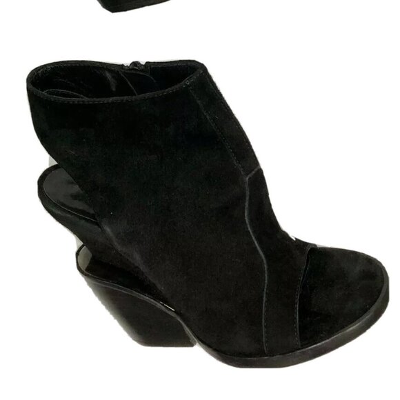 Theyskens’ Theory Black Suede Tiered-heel Open Toes Shoes Booties Sz 37 Italy - Picture 1 of 16